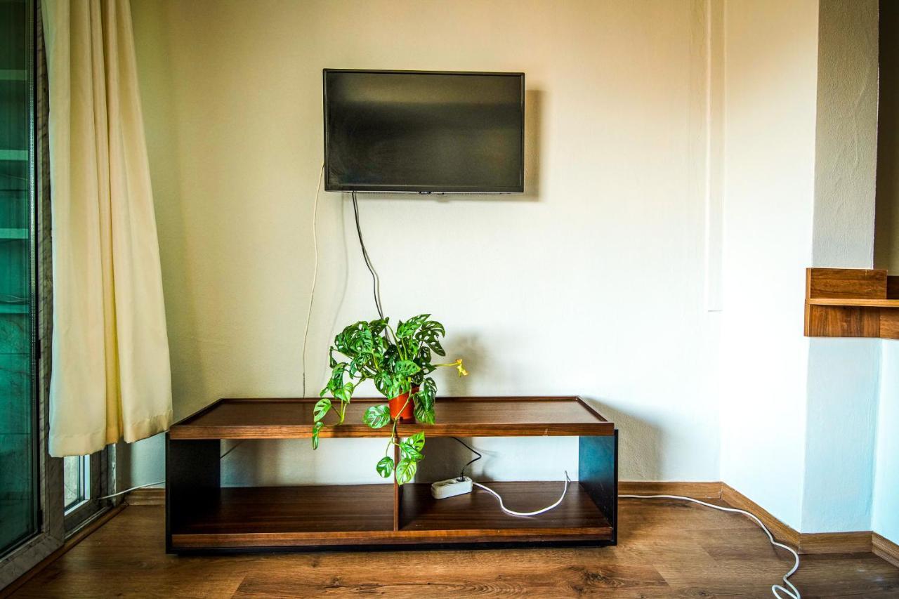 Apartament Yaghane
